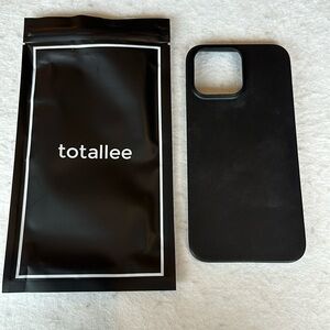Totallee Cases iPhone 14 Pro Max Black Slim & Minimal Phone Case
